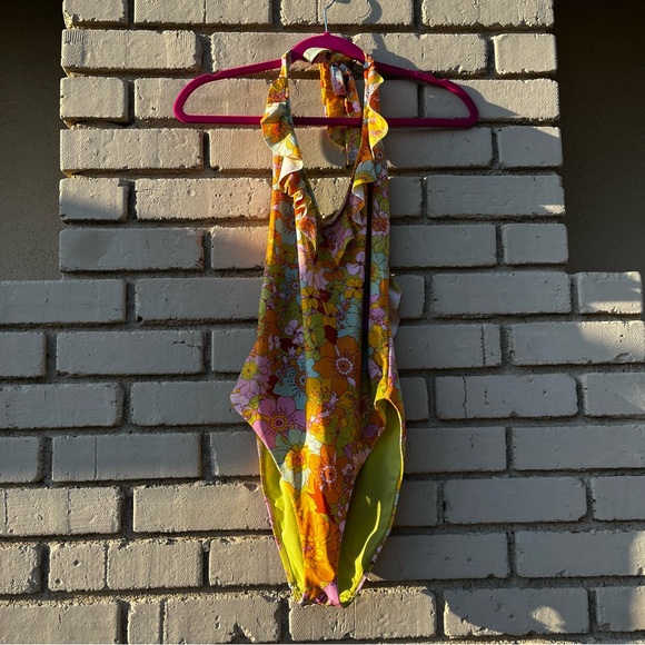 Show Me Your Mumu Retro Floral Halter Swimsuit - Size Medium - Picture 2 of 6